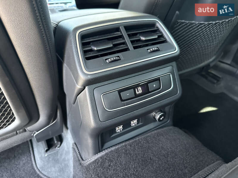Седан Audi A6 2019 в Стрые