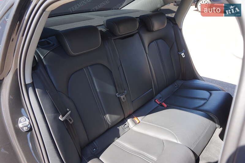 Седан Audi A6 2011 в Одессе