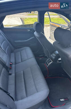 Седан Audi A6 1998 в 