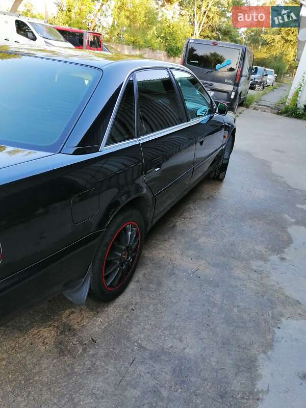 Седан Audi A6 1995 в Львове