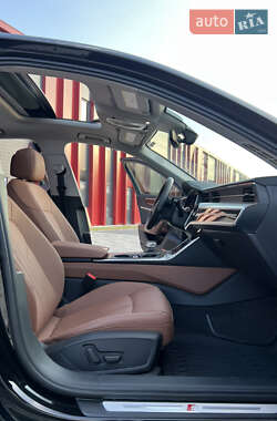 Седан Audi A6 2019 в 