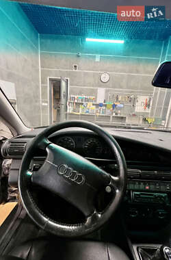 Седан Audi A6 1996 в 