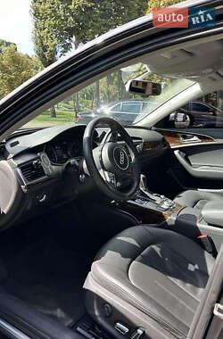 Седан Audi A6 2015 в 
