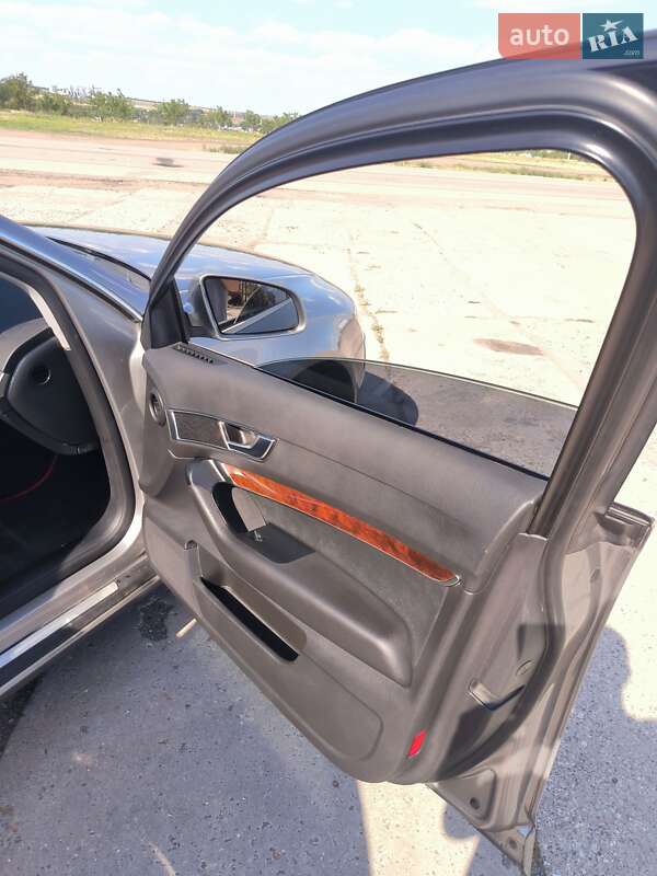 Седан Audi A6 2006 в Первомайске
