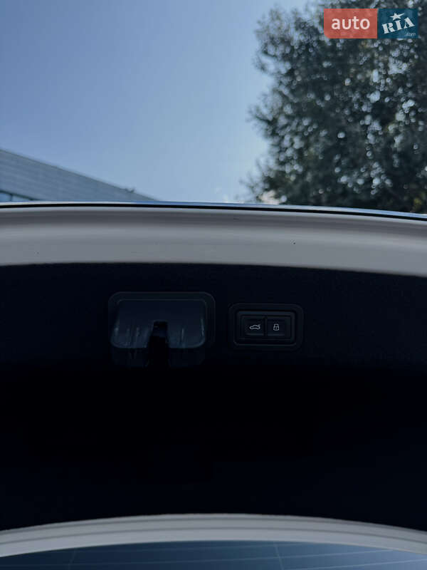 Седан Audi A6 2014 в Киеве