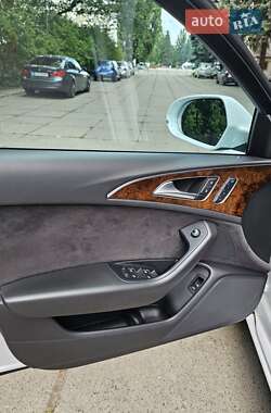 Седан Audi A6 2014 в 