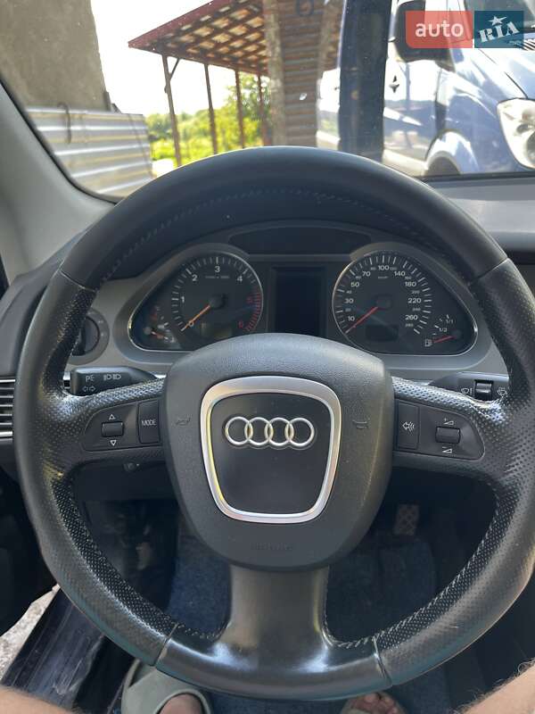 Седан Audi A6 2004 в Росошанах