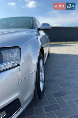Седан Audi A6 2009 в 