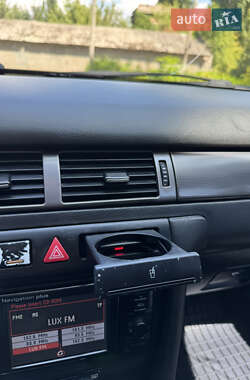 Седан Audi A6 2002 в 