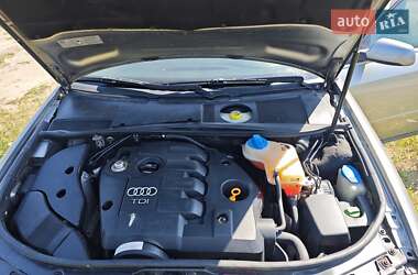 Седан Audi A6 2004 в 