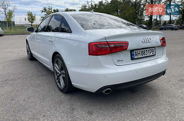 Седан Audi A6 2012 в 
