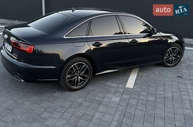 Седан Audi A6 2015 в 