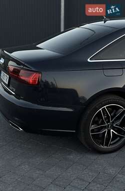 Седан Audi A6 2015 в 