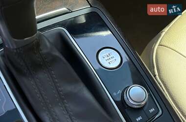 Седан Audi A6 2013 в 