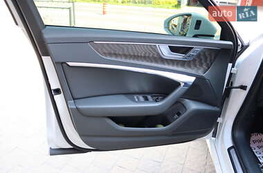Седан Audi A6 2020 в 