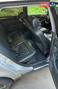 Универсал Audi A6 2000 в 