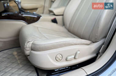 Седан Audi A6 2013 в 