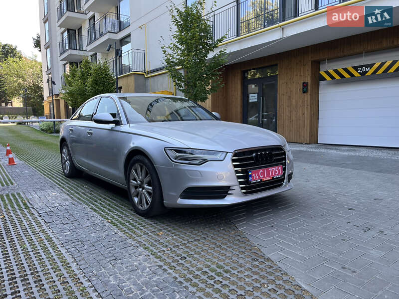 Седан Audi A6 2013 в 