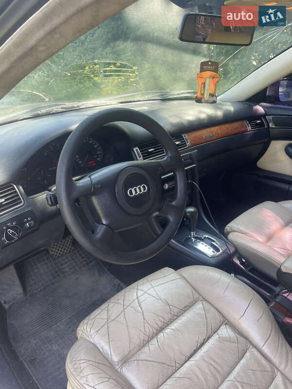Универсал Audi A6 1999 в Буске