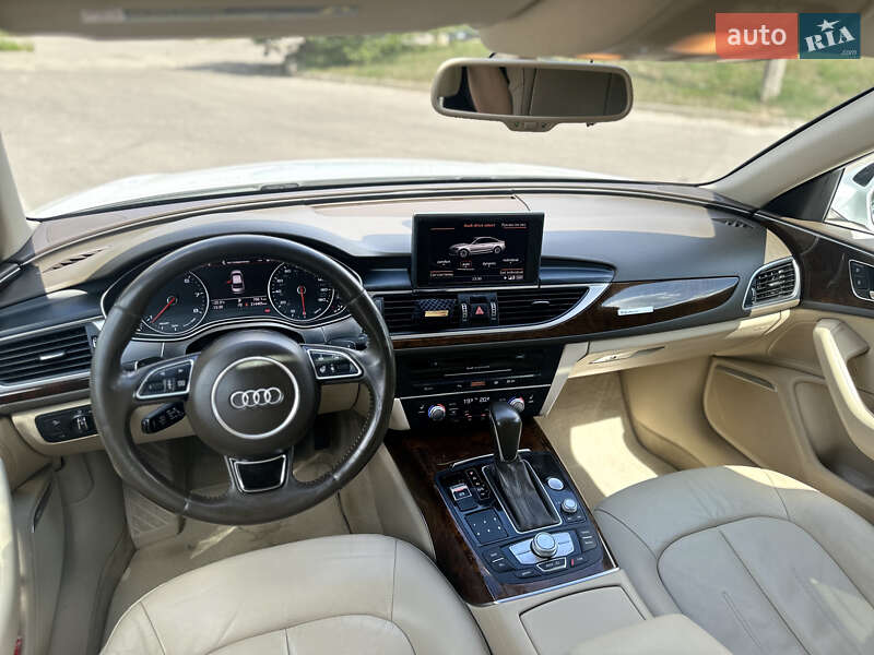 Седан Audi A6 2015 в Харькове