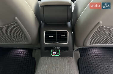 Седан Audi A6 2010 в 