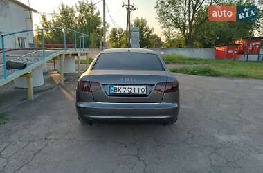 Седан Audi A6 2010 в 