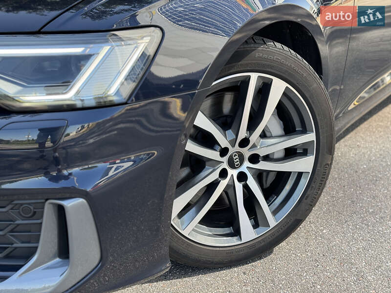 Седан Audi A6 2022 в Киеве