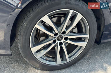 Седан Audi A6 2022 в 