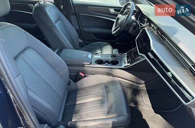 Седан Audi A6 2022 в 