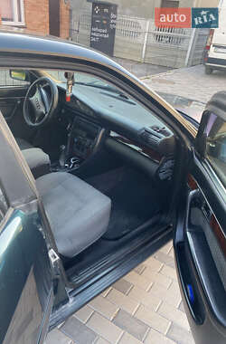 Седан Audi A6 1996 в 