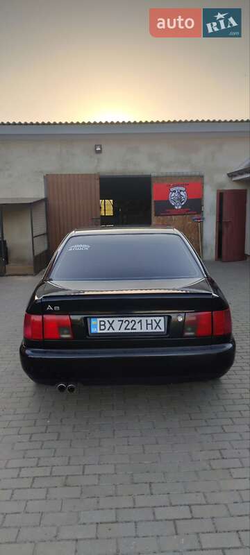 Седан Audi A6 1995 в Луцке