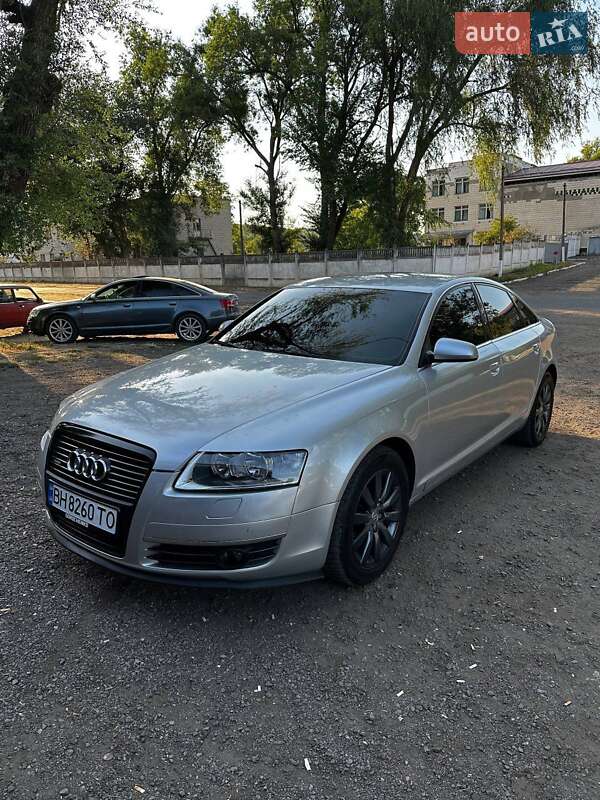 Седан Audi A6 2004 в Ширяево