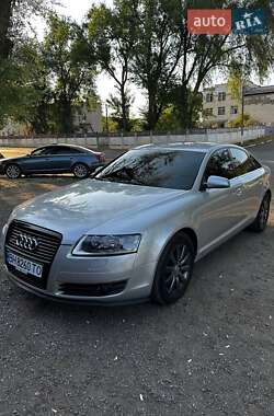 Седан Audi A6 2004 в 