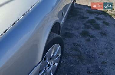 Универсал Audi A6 1996 в 