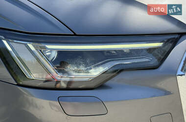 Седан Audi A6 2019 в 