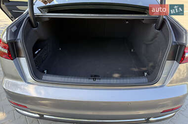 Седан Audi A6 2019 в 