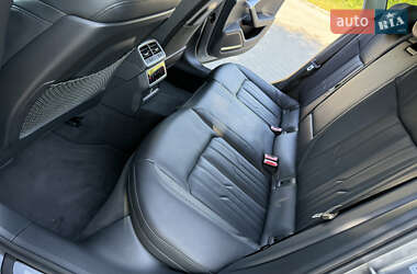 Седан Audi A6 2019 в 