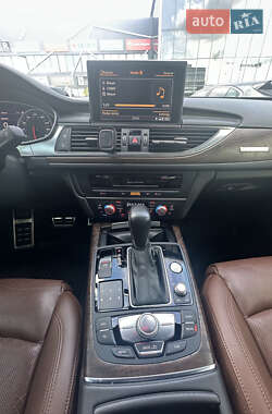 Седан Audi A6 2015 в 