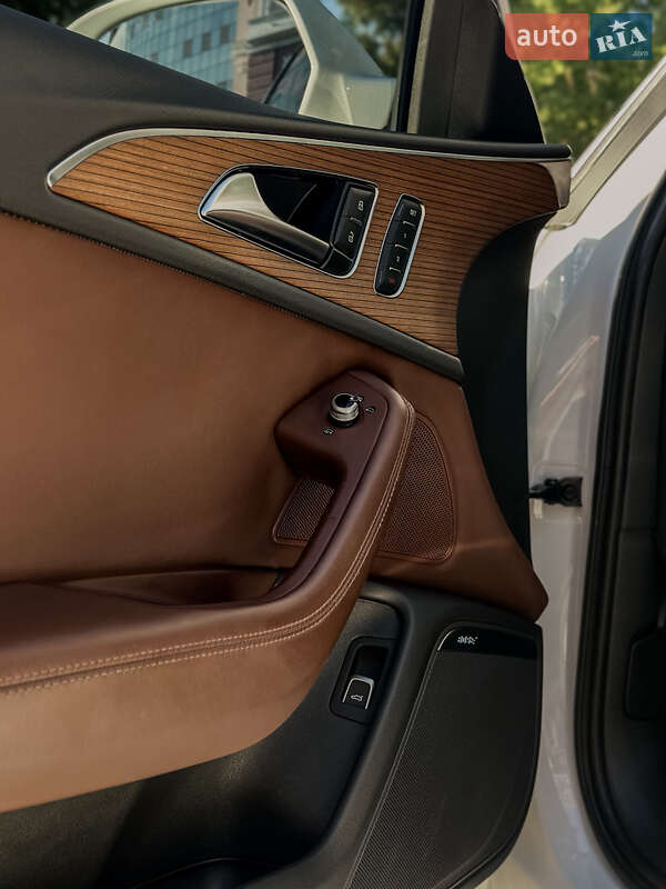 Седан Audi A6 2015 в Одессе