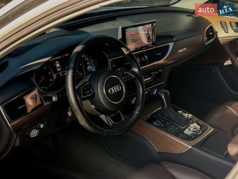 Седан Audi A6 2015 в Одессе