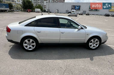 Седан Audi A6 2001 в 