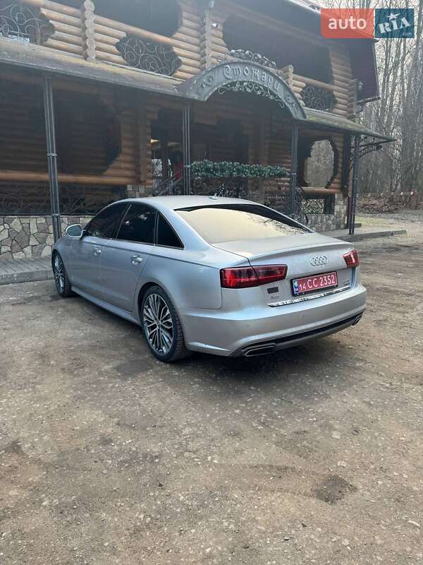 Седан Audi A6 2015 в Киеве