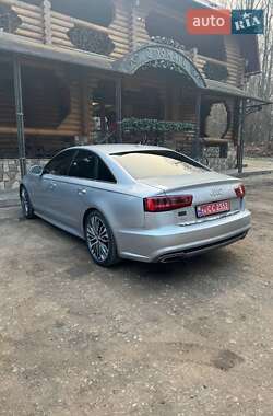 Седан Audi A6 2015 в 