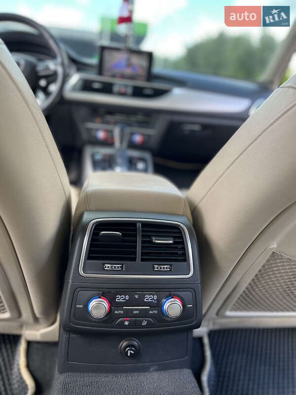 Седан Audi A6 2014 в Хмельницком