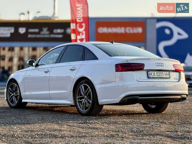 Седан Audi A6 2016 в Киеве