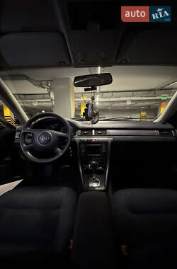 Седан Audi A6 2003 в 