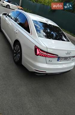 Седан Audi A6 2021 в 