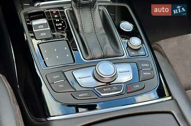 Седан Audi A6 2015 в 