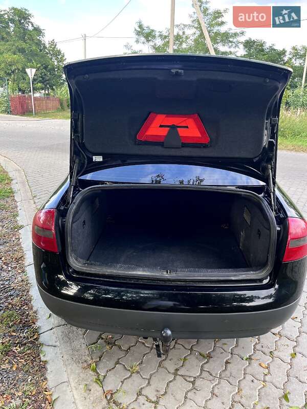 Седан Audi A6 2001 в Стрые