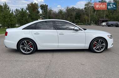 Седан Audi A6 2012 в 